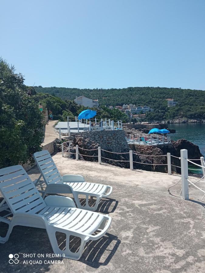 Apartmani Lux Sea Utjeha Exterior foto